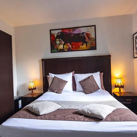 Hotel Malon لوفين المظهر الخارجي الصورة